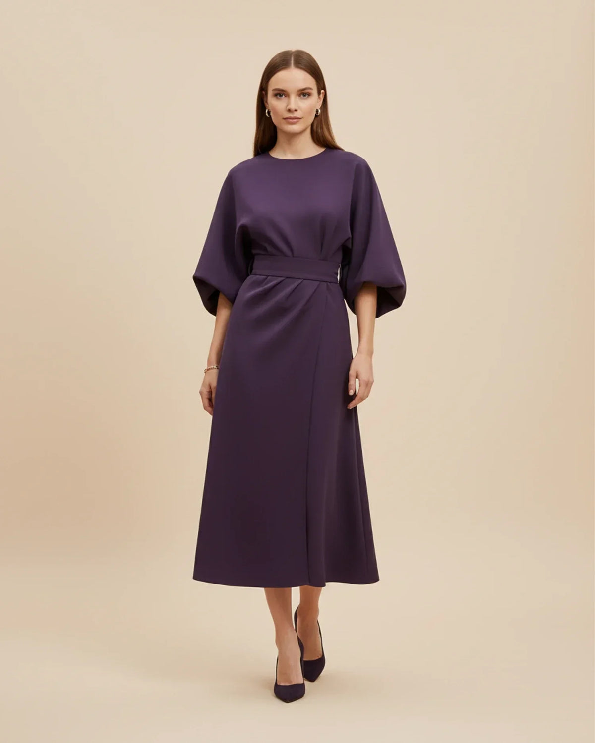Robe Midi Chic avec Manches Bouffantes et Design Croisé